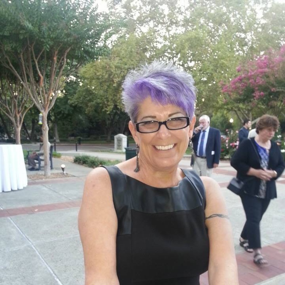 Meet your Posher, Lori